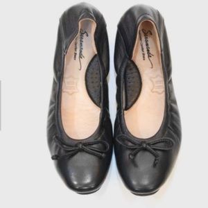 SARAMANDA Molly Black Black Ballet Flat Bow Front sz 5 EUC